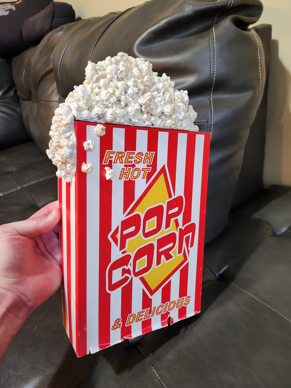 Vintage-Style 3-D Popcorn Box - Red & White Striped Home Party Decor